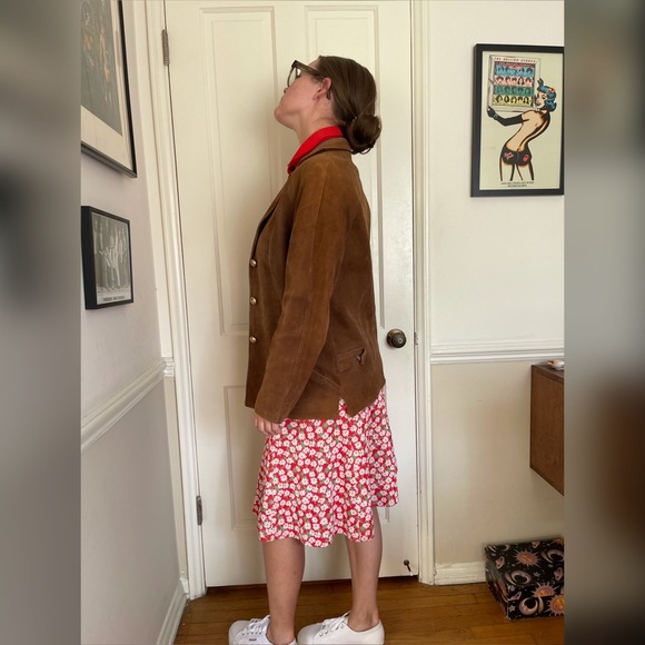 40s-50s Vintage Suede Coat with Knit Collar - Picture 3 of 15